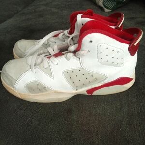 Nike Air Jordan White Red Sneakers